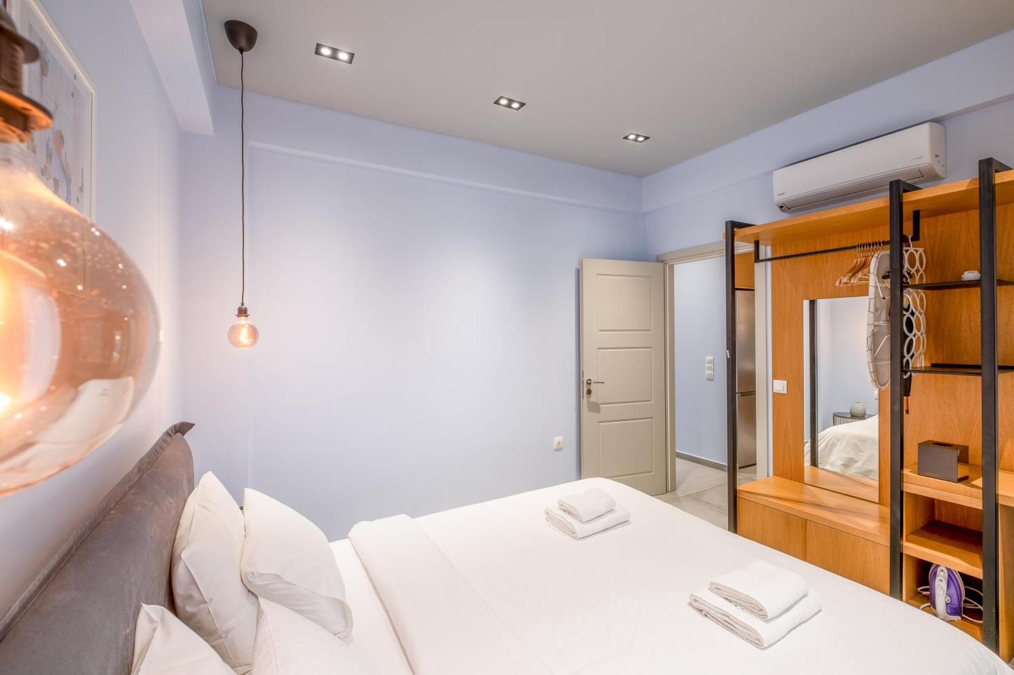 Ferienwohnung Sleek Plaka Retreat - Heart Of Athen Exterior foto